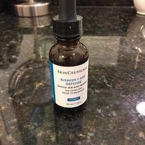Skinceuticals blemish and age defense